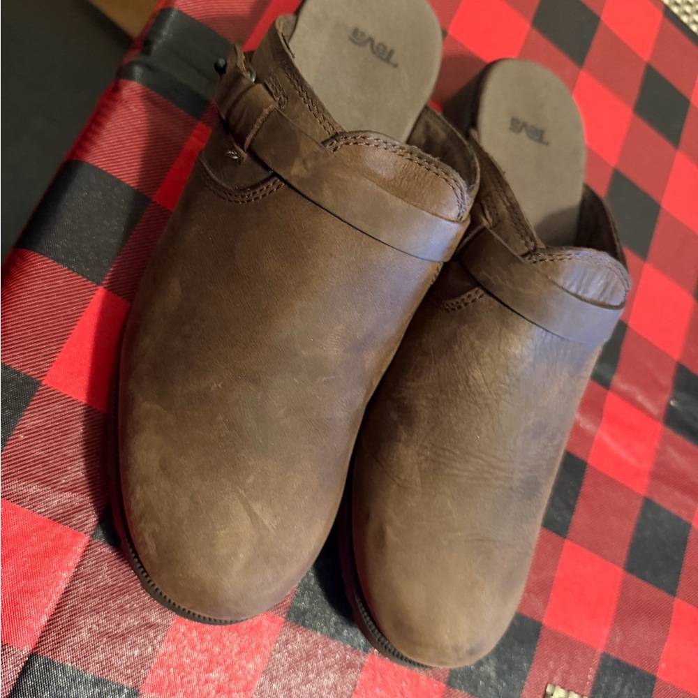 Teva Delavina Mules
